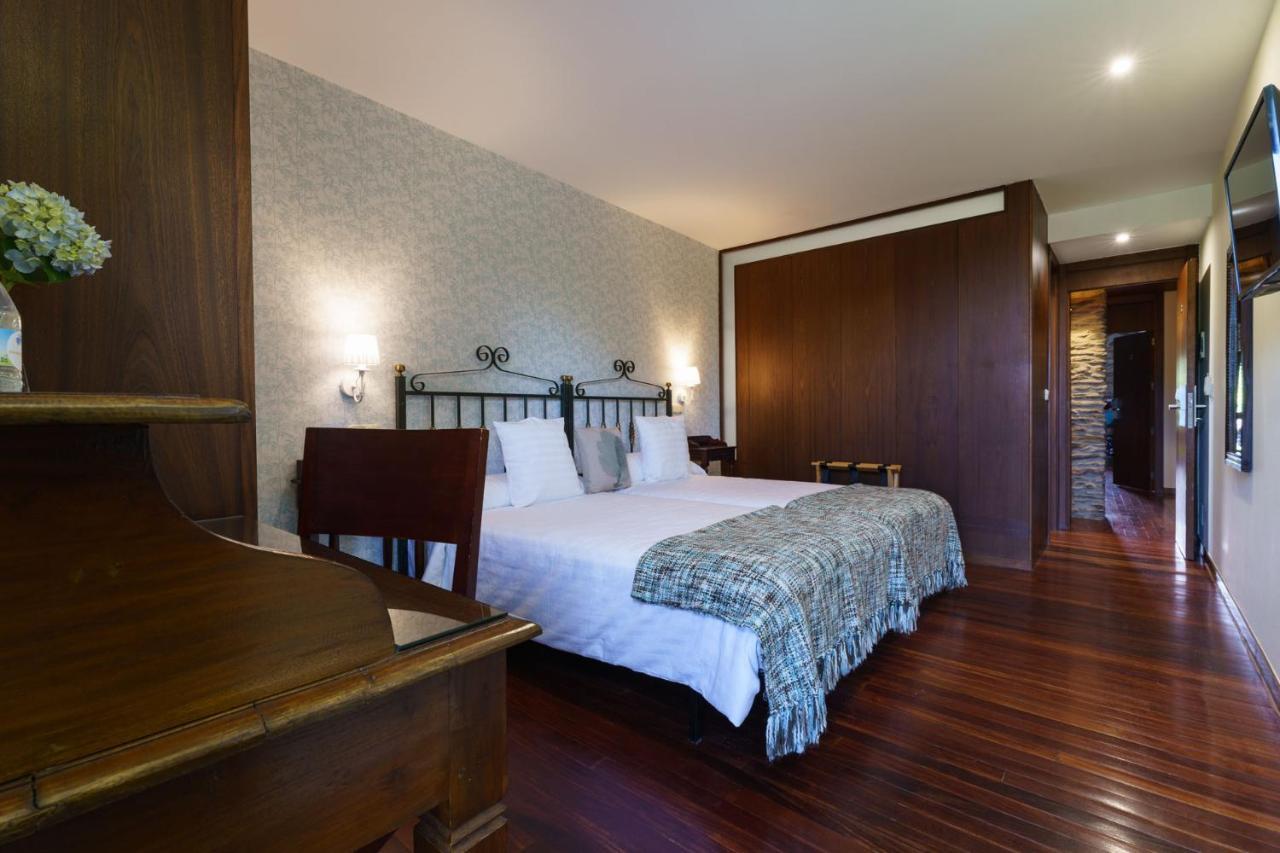 Lar da Mota Boutique Hotel Arzúa Extérieur photo